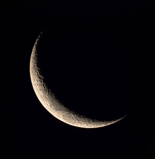 New Moon Ceremonies: Our How-To Guide for a Monthly Ritual