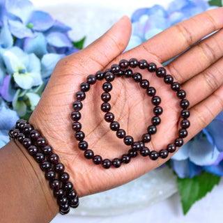 Amaldine_Garnet_Bracelet_7mm.jpg