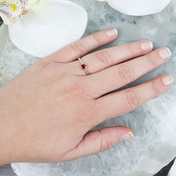 almandine-red-garnet-faceted-ring-rings-683.jpg