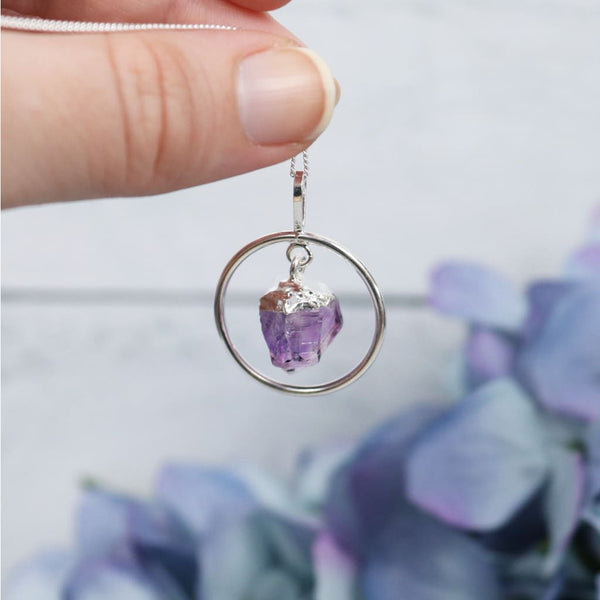 amethyst-point-dangle-with-silver-plated-ring-necklace-necklaces-615_dc307aed-65b1-4bb1-908a-72e01849c11c.jpg