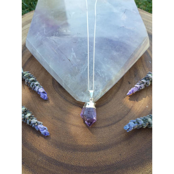 amethyst-point-silver-plated-necklace-necklaces-397_f18ceabd-f2c8-4023-aaf6-a44f605926ef.jpg