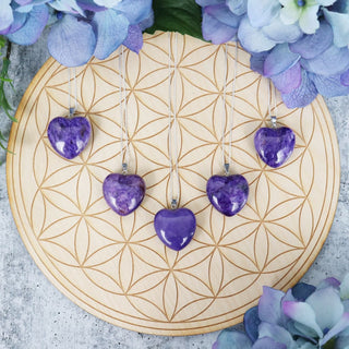 charoite-heart-necklace-necklaces-672_a7244018-7ffa-4acf-a25a-f5556fc92f74.jpg