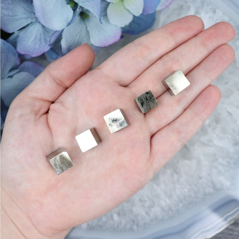 pyrite-mini-cube-medium-carvings-561.jpg