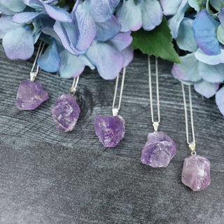 raw-amethyst-necklace-18-necklaces-719_ad815c7a-1b8d-414f-b647-a4a65d96546d.jpg