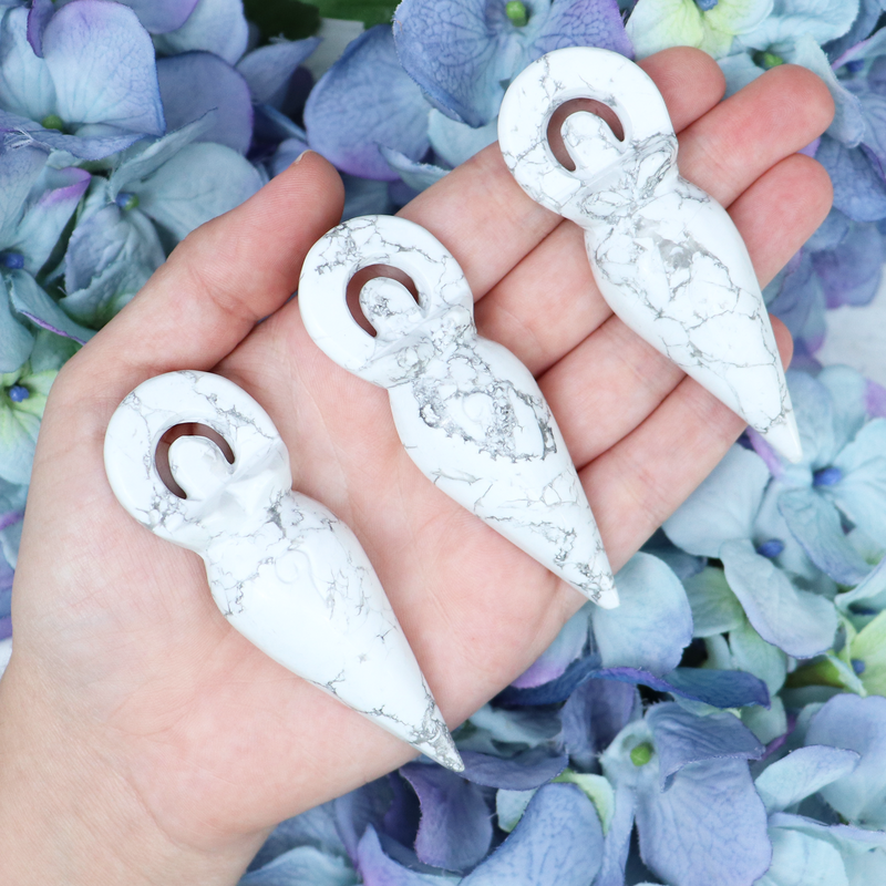 Howlite Gaia Goddess | Sage Crystals