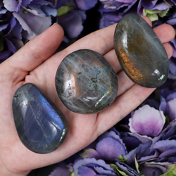Labradorite Palmstone | Sage Crystals