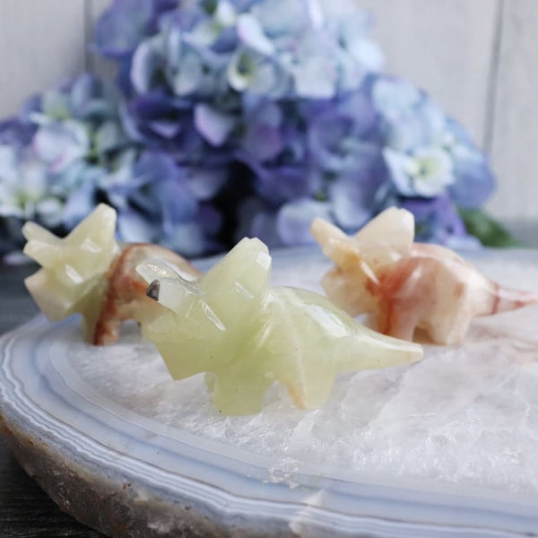 Crystals - Calcite + Mexican Onyx Triceratops Dinosaur – Sage Crystals