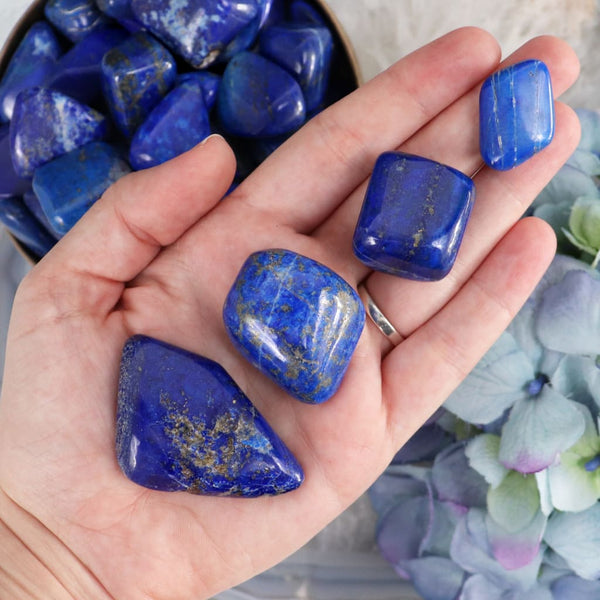 lapis-lazuli-tumble-aa-grade-tumbles-673.jpg